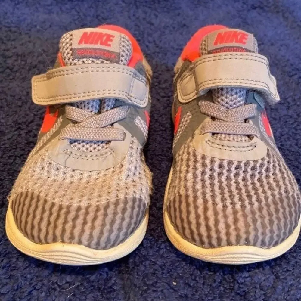 Nike Toddler 6C Revolution 4 Grey Racer Pink Velcro Closure Sneakers